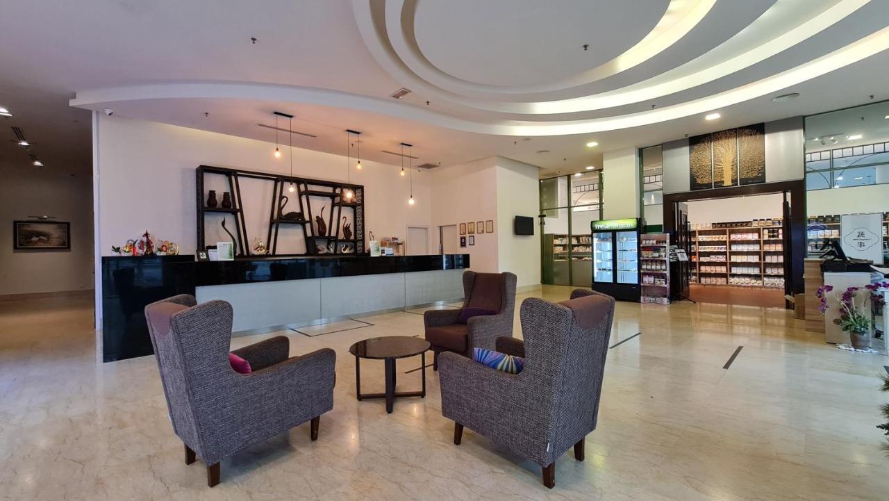Swan Garden Hotel Малакка Экстерьер фото
